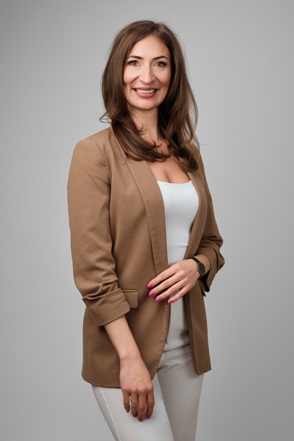 Traszer-Tavaszi Veronika