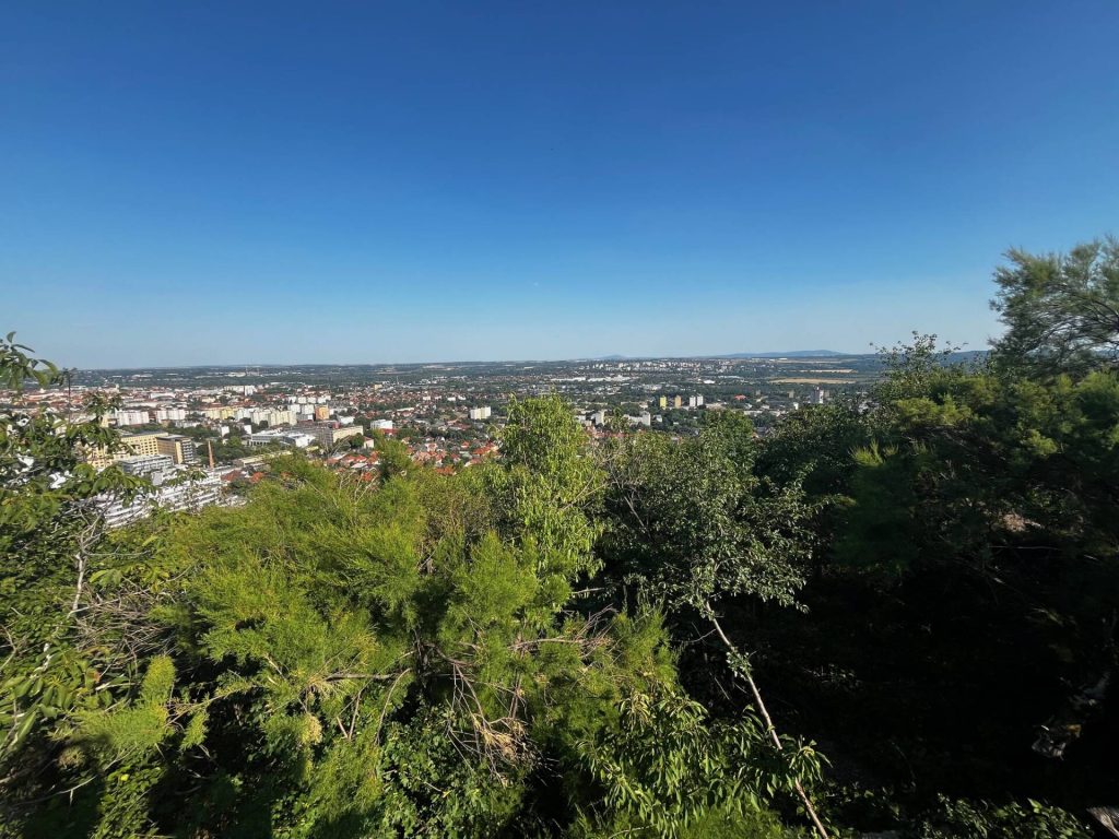Pécs, Pécsett, a Makár tetején lenyűgöző panorámával rendelkező telek eladó