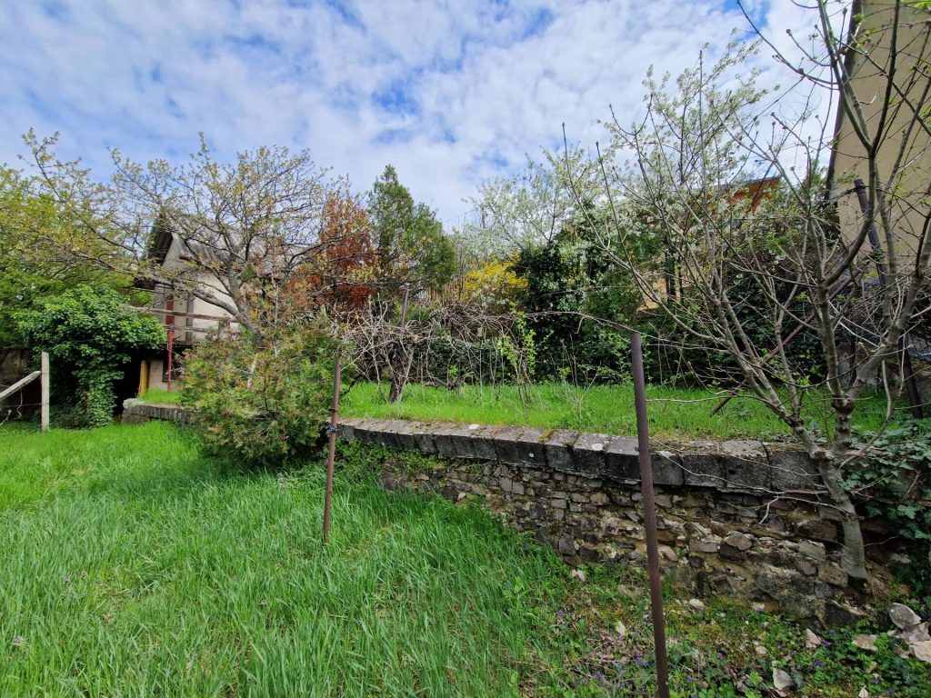 Pécs, Pécs-Aranyhegyen, Cinke dűlőben 2019 nm-es, örökpanorámás, építési telek eladó